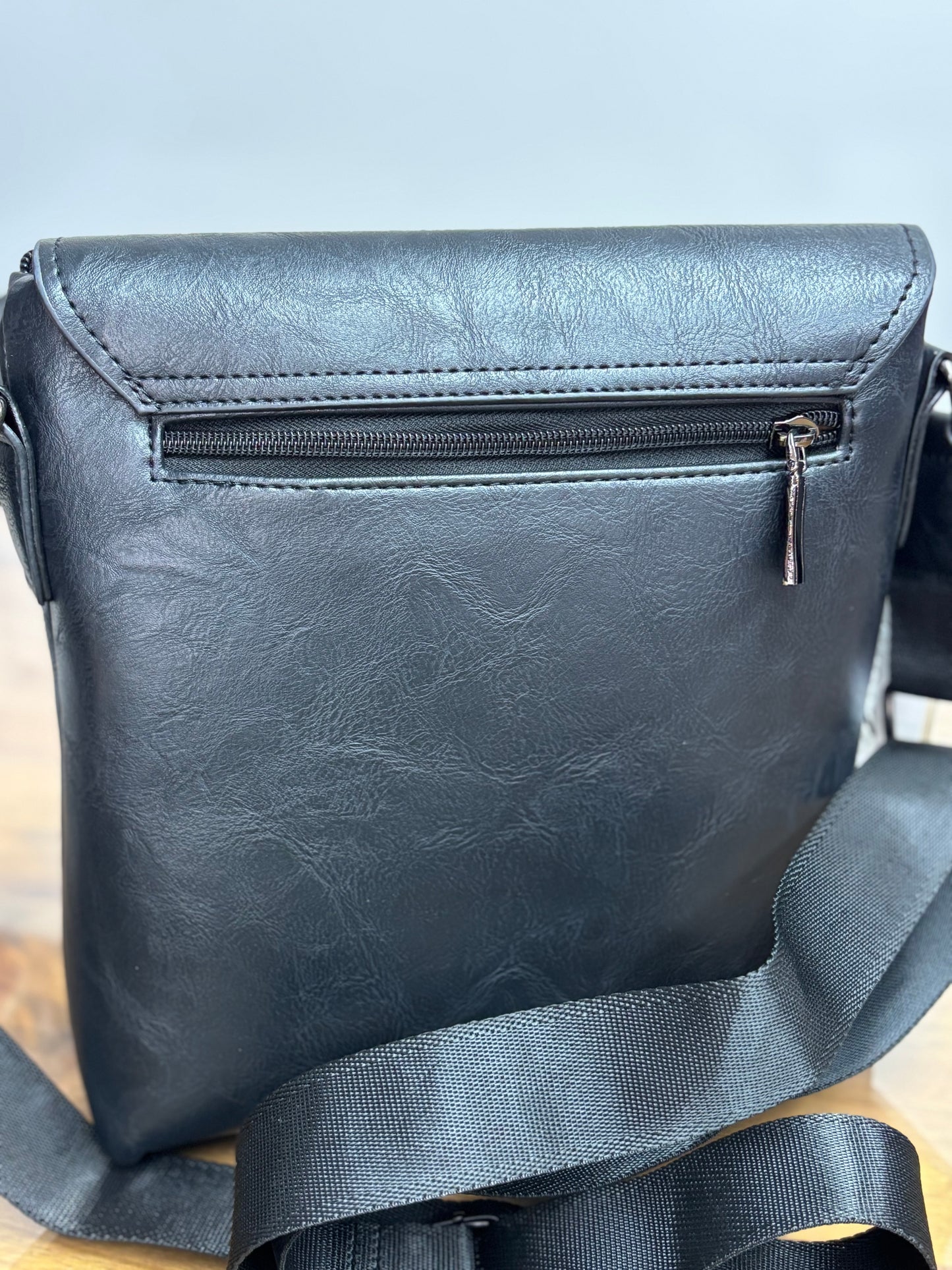 The Onyx Crossbody