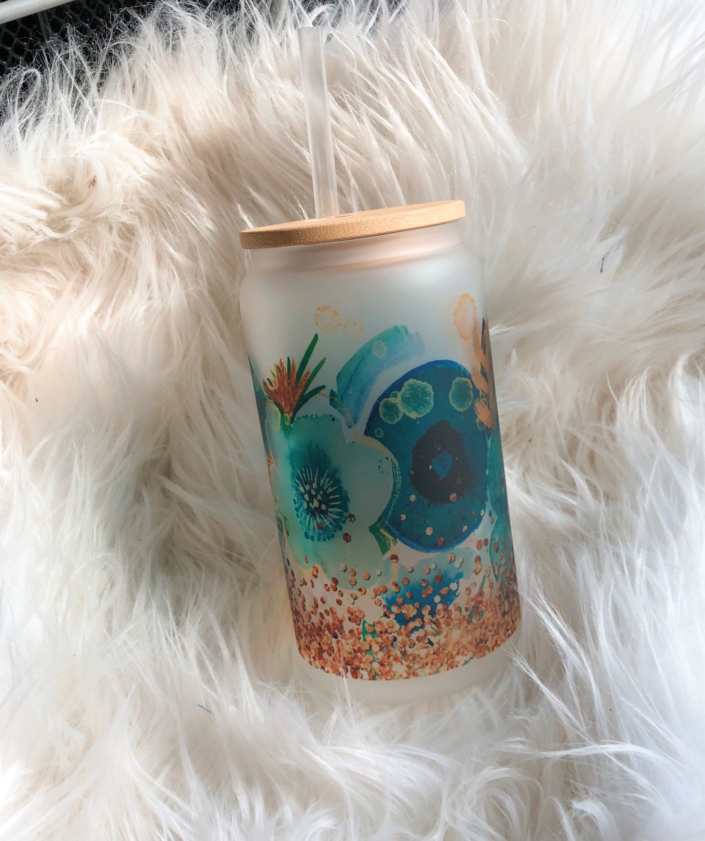 Floral print, glass tumbler. Perfect summer tumbler for iced coffee, bridal gifts and birthday gift.