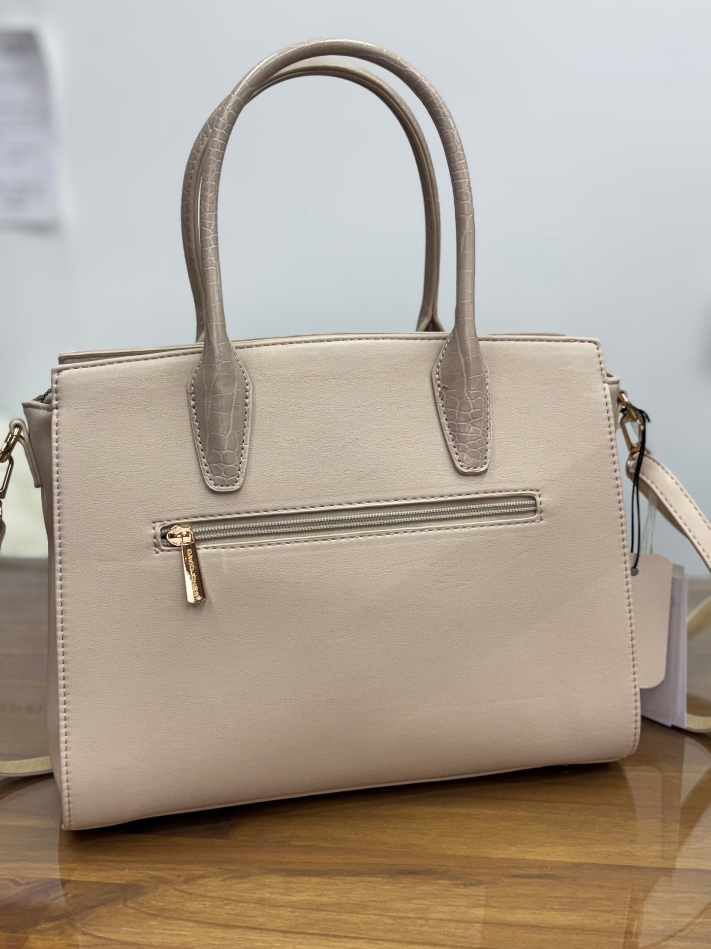 The Sophisticated Handbag